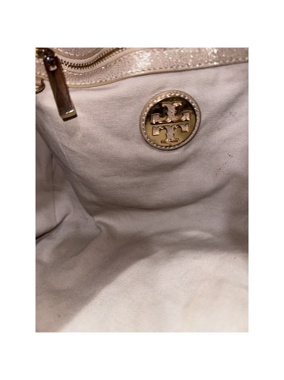 Tory Burch Dean Hobo Bag - Picture 15 of 16